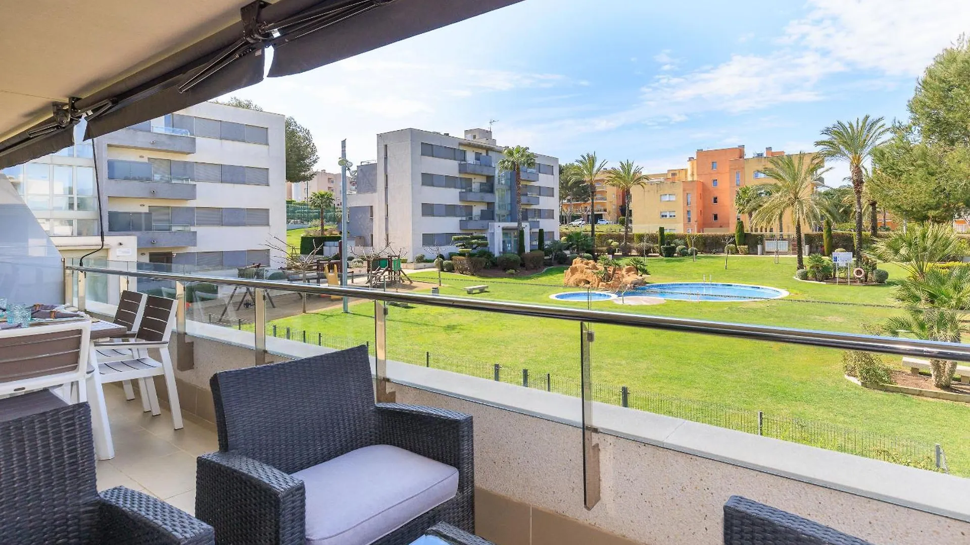 Apartment Uhc Salou Villa Family Complex